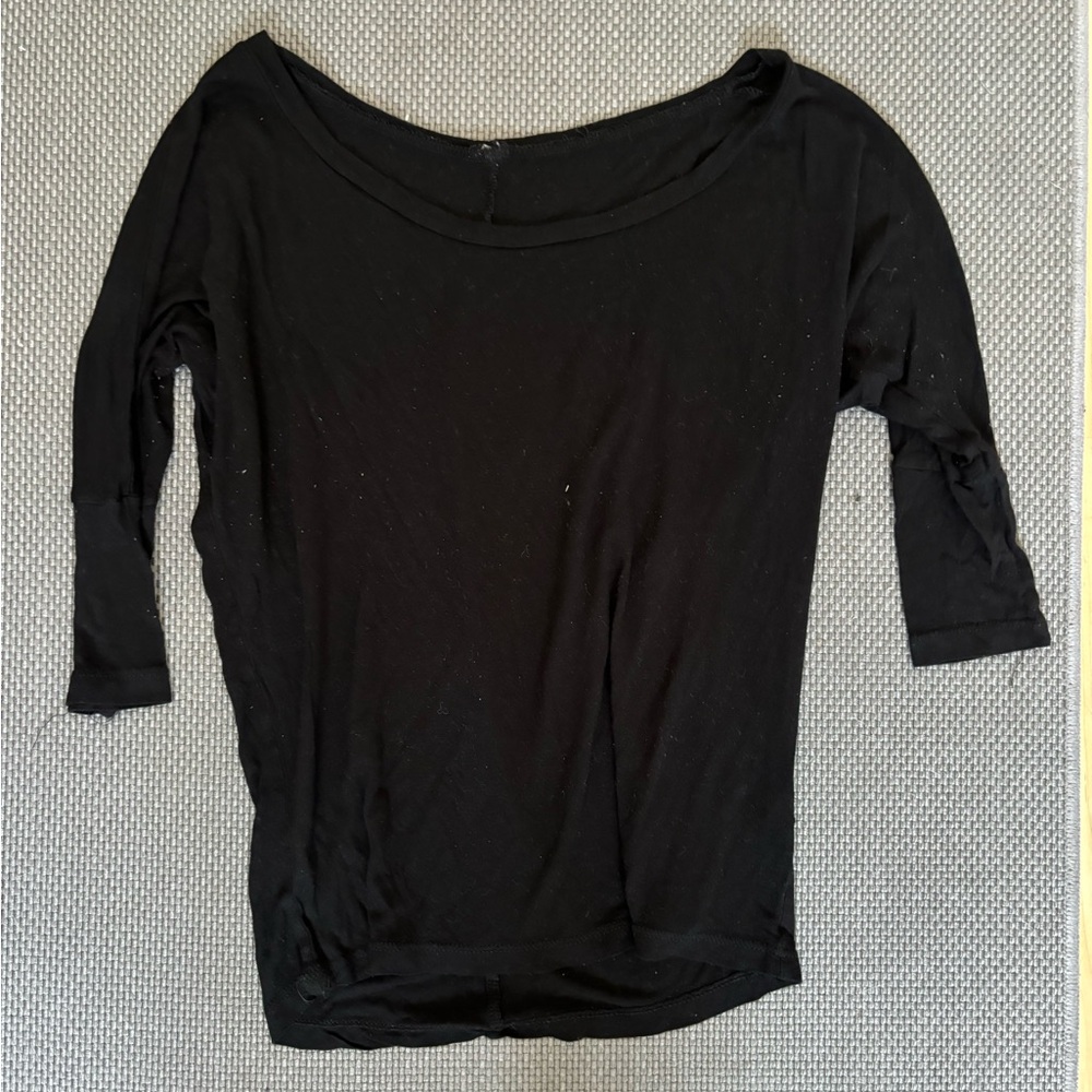 Lightweight stretchy black top
